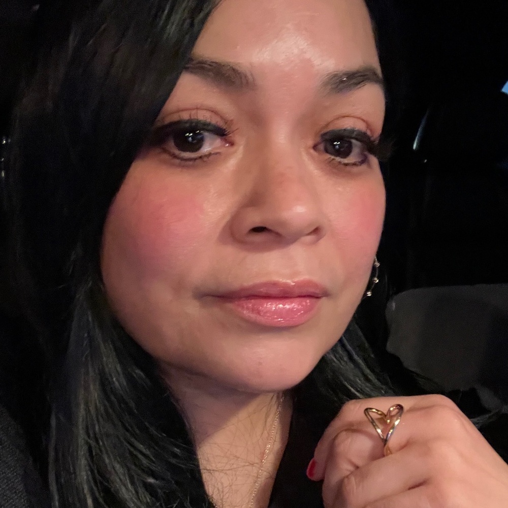 Meet your Posher, Monica